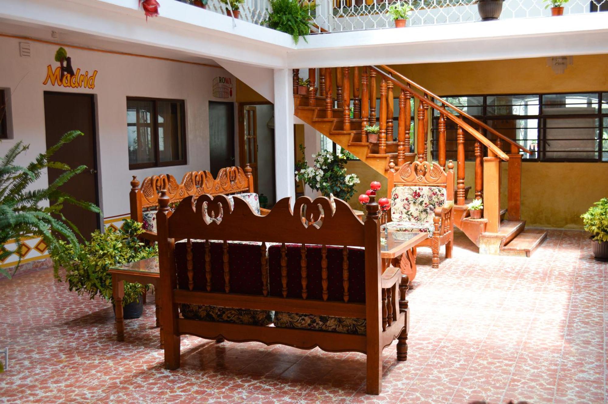 Capital O Casa Rotter Otel San Cristóbal de Las Casas Dış mekan fotoğraf
